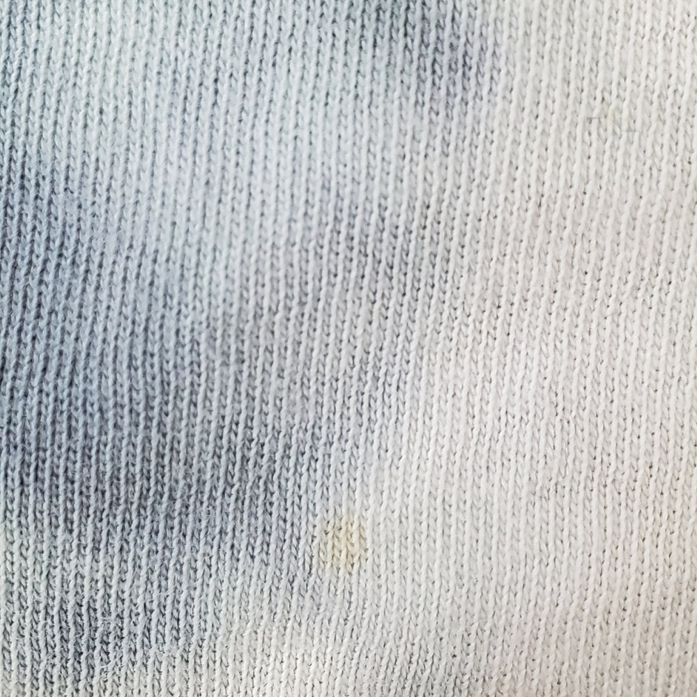 DIVIDED H & M TIE DYE BLUE TANK SLEEVE CROP TOP M - Picture 3 of 8